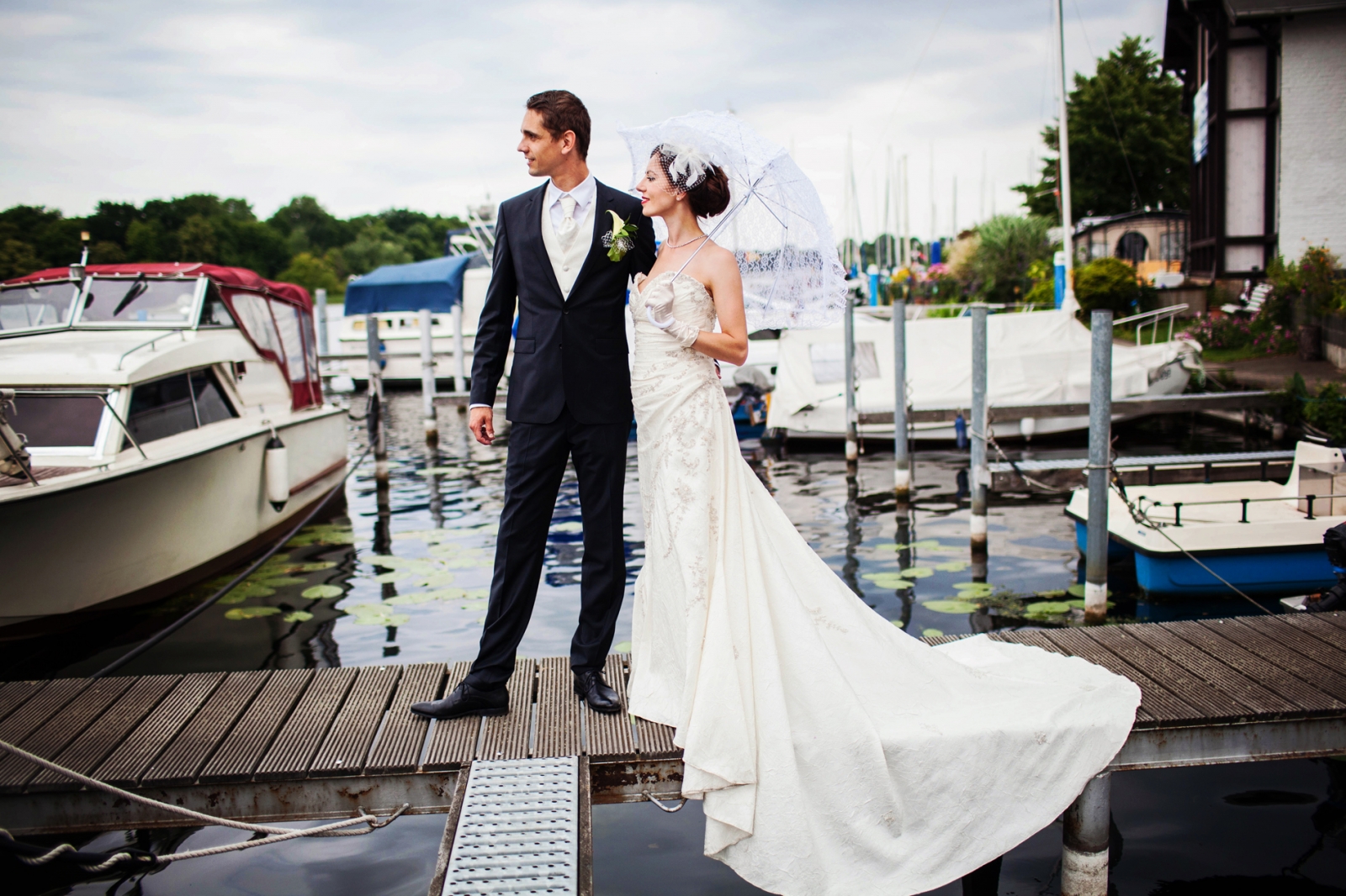 Hochzeit Trauung in Standesamt TempelhofSchöneberg Hochzeitsfotograf Berlin