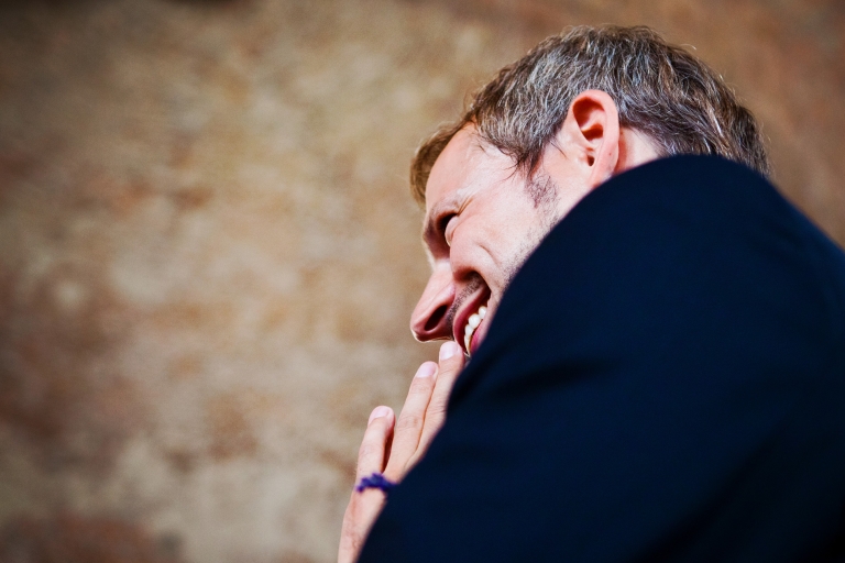 In Der Kirche Ankommen Hochzeitsfotograf Berlin Bräutigam