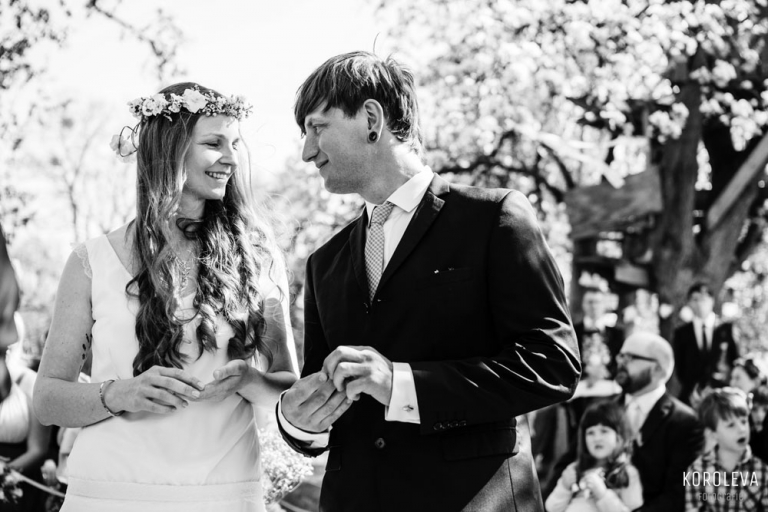 Trauung im Freien Hochzeitsfotograf Gutshaus Lexow