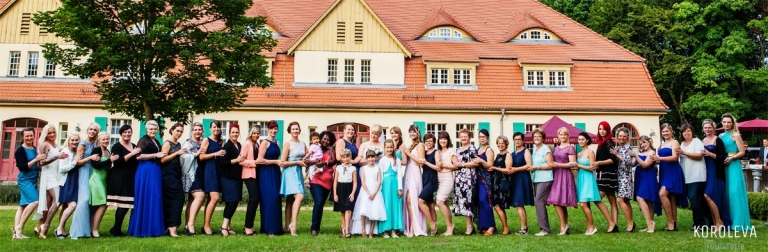 Hochzeitsfotograf Treuenbrietzen Gruppenbild Fotoideen Inspiration Johanniter-Krankenhaus